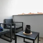 アパート Nicole - One Bedroom With Balcony *