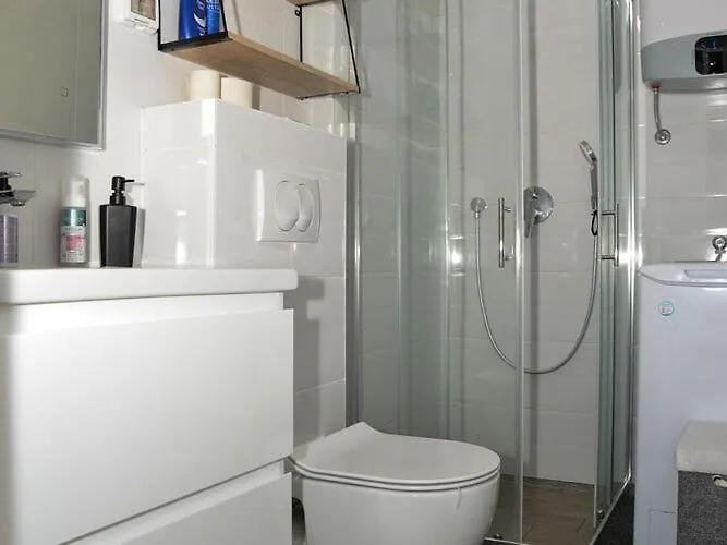 Appartamento Nicole - One Bedroom With Balcony Zara