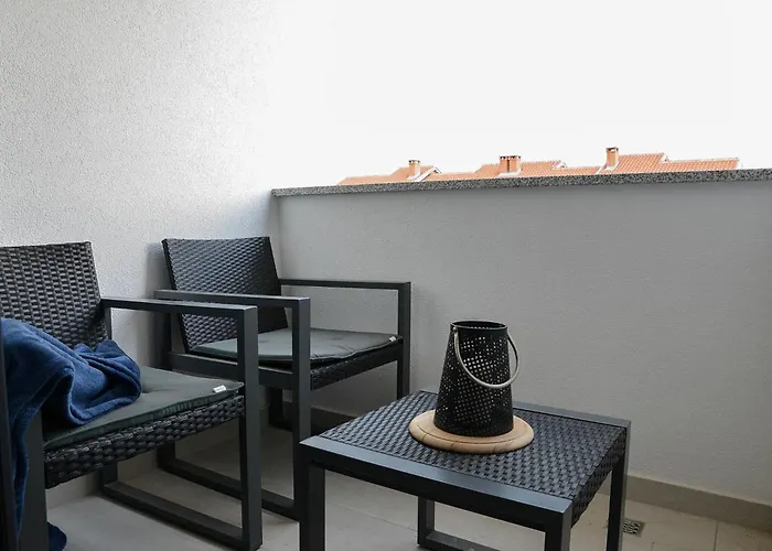 Appartamento Nicole - One Bedroom With Balcony *
